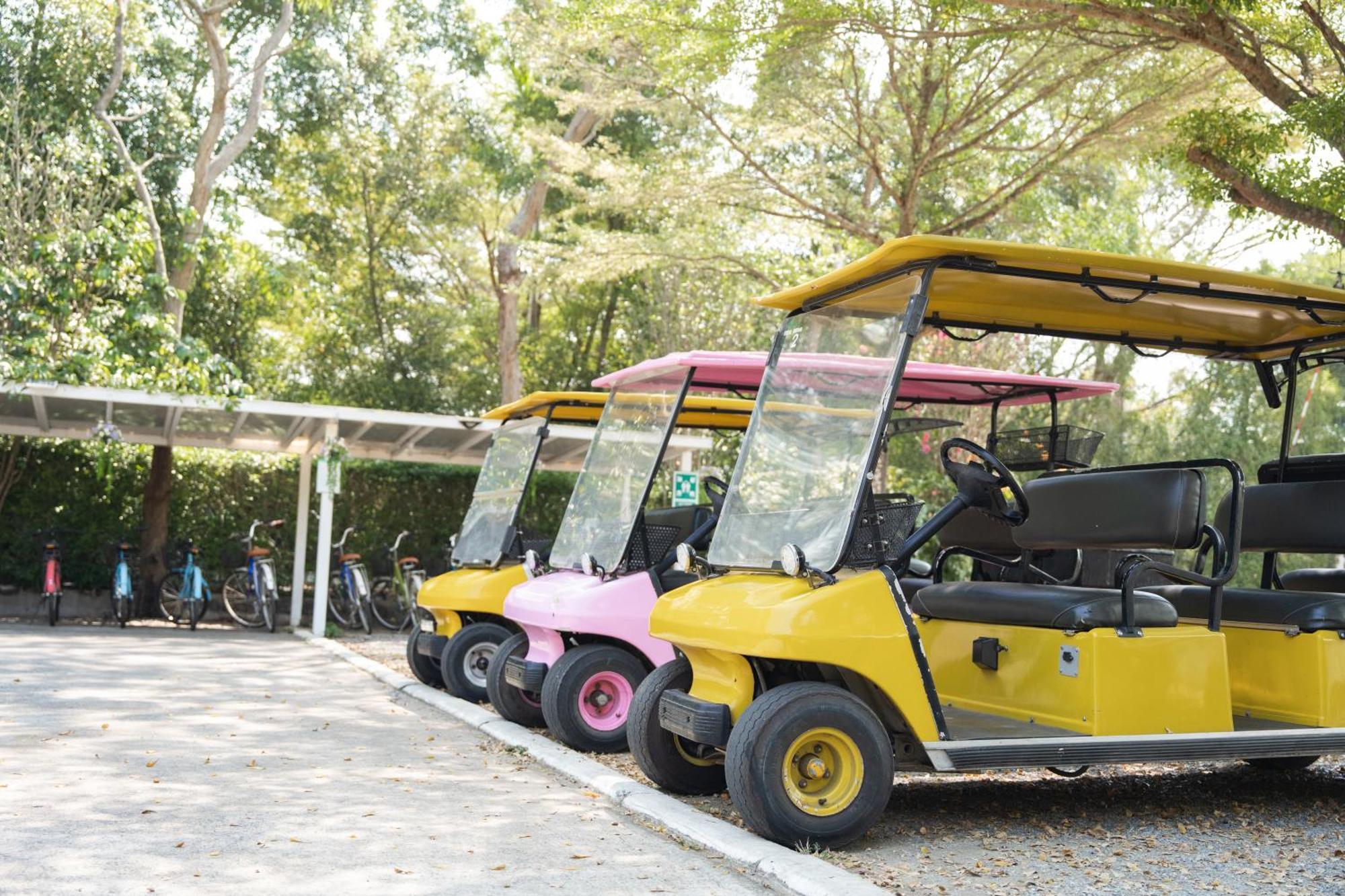 Villa Reina Resort Nong Nam Daeng Esterno foto