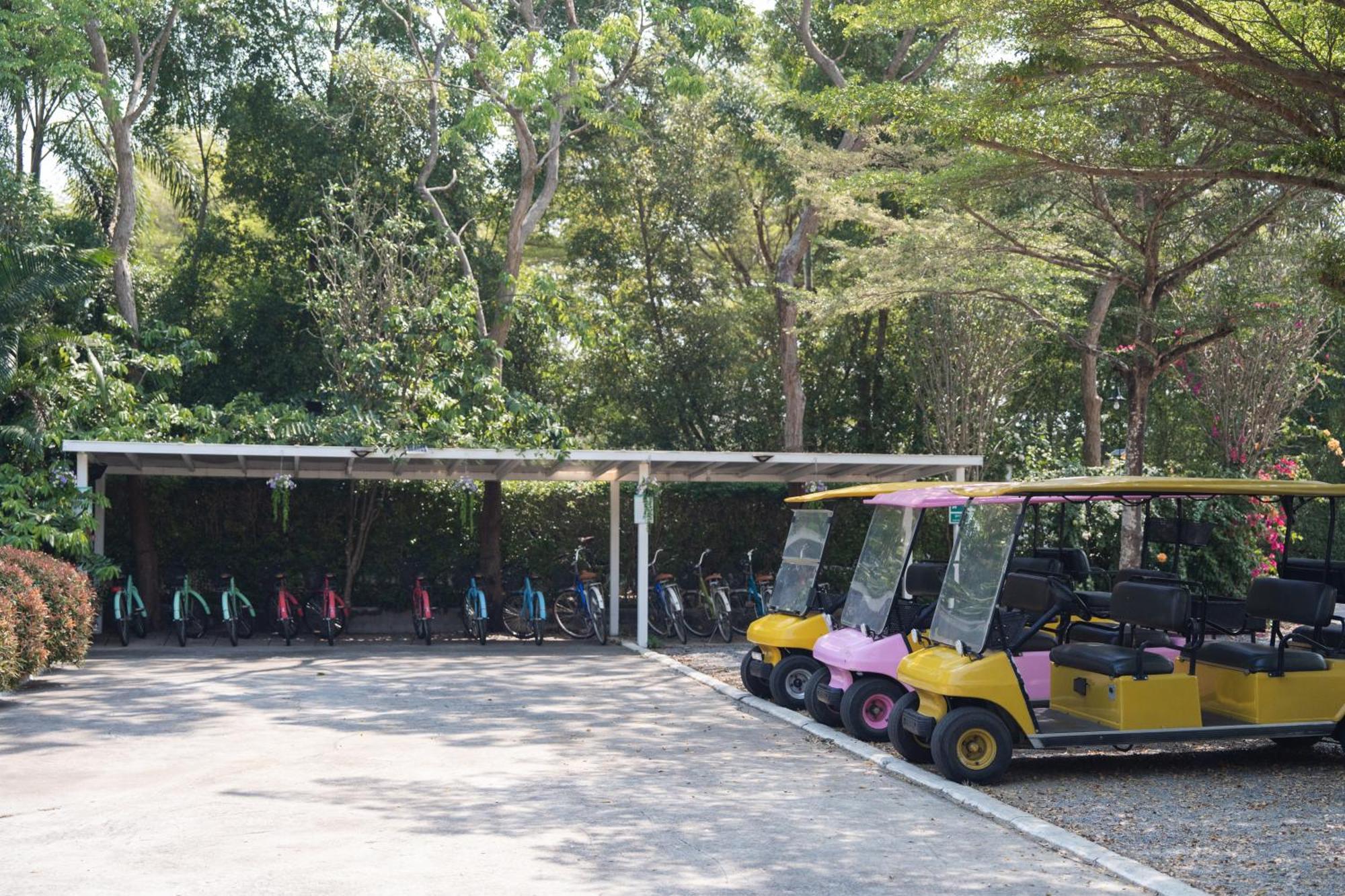 Villa Reina Resort Nong Nam Daeng Esterno foto