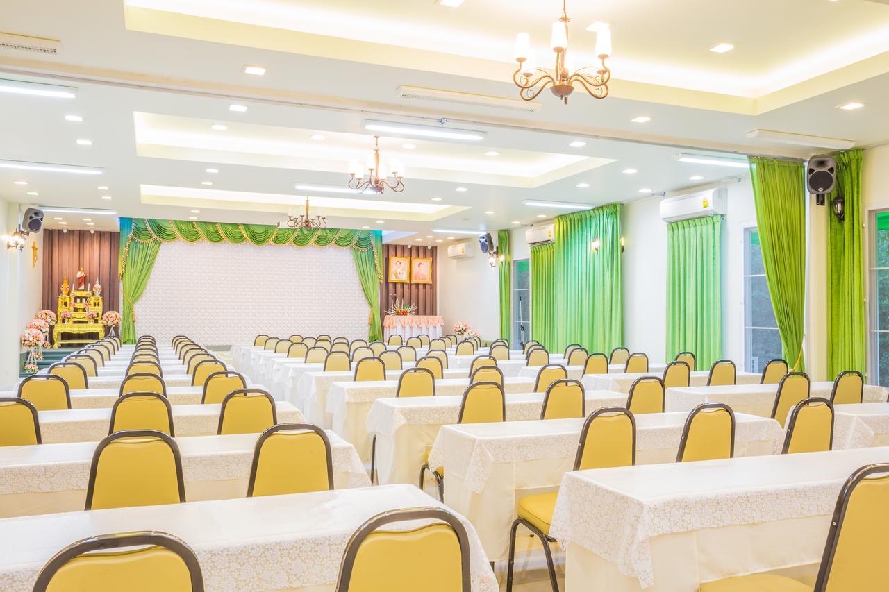 Villa Reina Resort Nong Nam Daeng Esterno foto