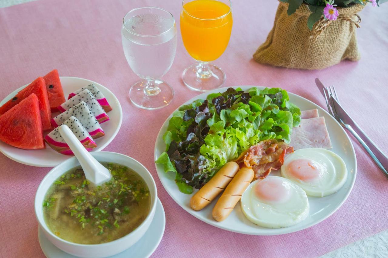 Villa Reina Resort Nong Nam Daeng Esterno foto